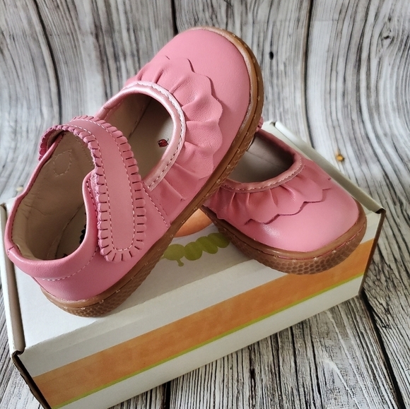 Livie and Luca Ruche Sandals Pink Color New Without Box - Picture 2 of 9